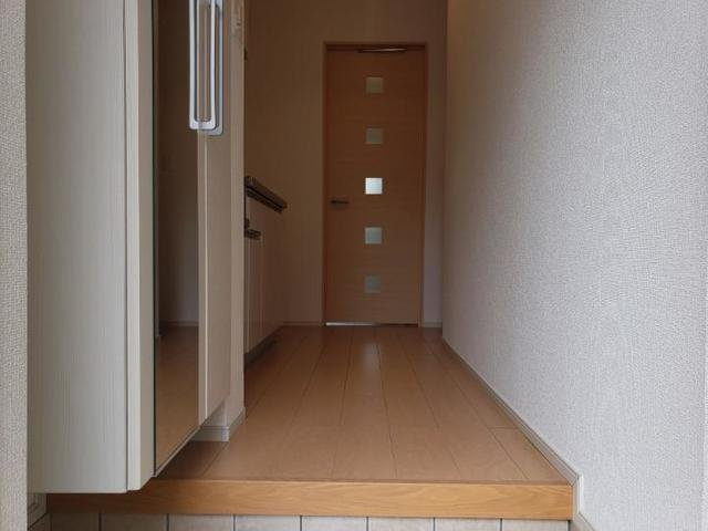 シャン・ド・フルール　Ⅱの玄関