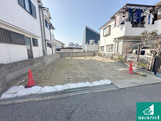神戸市垂水区千代が丘　新築一戸建ての外観|周辺は落ち着いた街並みの住宅地！子育てがしやすい住環境です！まだ未完成ですが、現地でしかわからない事もございます。是非一度ご覧ください。