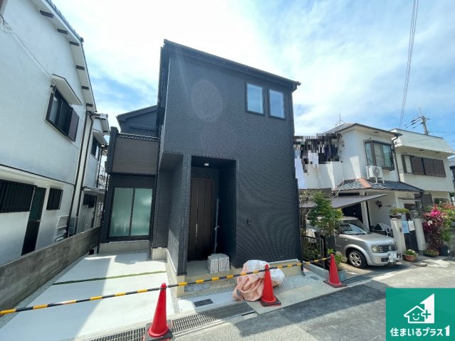 神戸市垂水区千代が丘　新築一戸建ての外観|周辺は落ち着いた街並みの住宅地！子育てがしやすい住環境です！まだ未完成ですが、現地でしかわからない事もございます。是非一度ご覧ください。