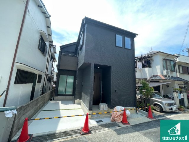 神戸市垂水区千代が丘　新築一戸建ての外観|周辺は落ち着いた街並みの住宅地！子育てがしやすい住環境です！まだ未完成ですが、現地でしかわからない事もございます。是非一度ご覧ください。