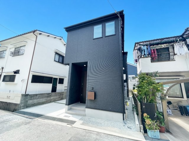神戸市垂水区千代が丘　新築一戸建ての外観|安心の10年保証！外観を美しく保ち、雨水で汚れを落とします！気になることがありましたら、お気軽にお問い合わせください！