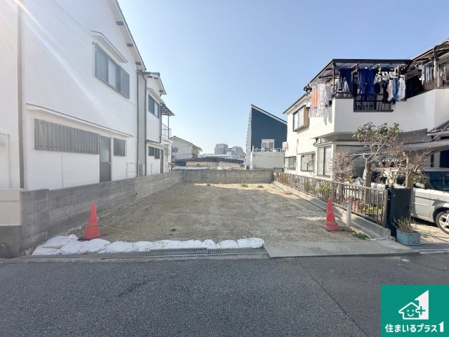 神戸市垂水区千代が丘　新築一戸建ての外観|周辺は落ち着いた街並みの住宅地！子育てがしやすい住環境です！まだ未完成ですが、現地でしかわからない事もございます。是非一度ご覧ください。