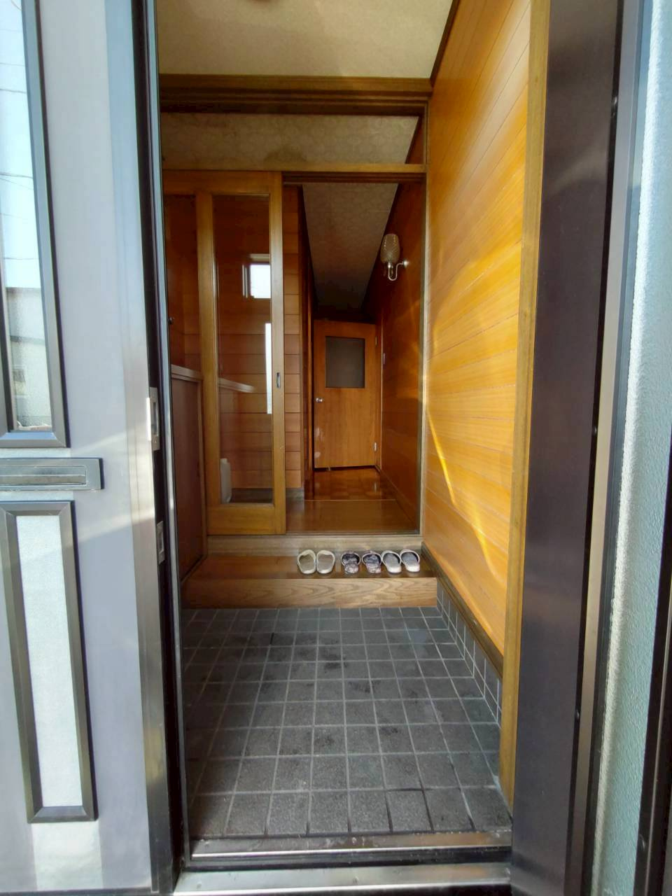 桜ケ岡6丁目41-22借家の庭