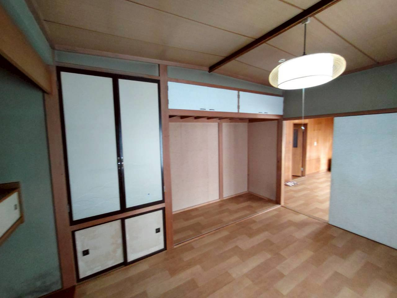 桜ケ岡6丁目41-22借家の内装