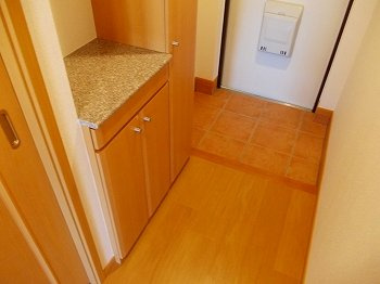 メゾン・ジエルメＭの玄関