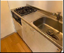 エバーグリーンのキッチン