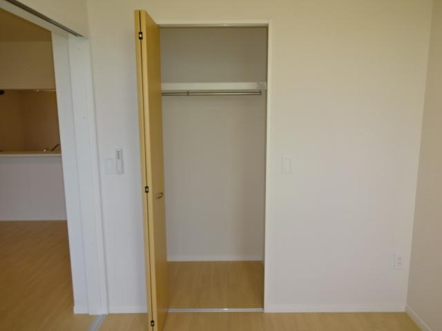 あいトピアの収納|洋室クローゼット