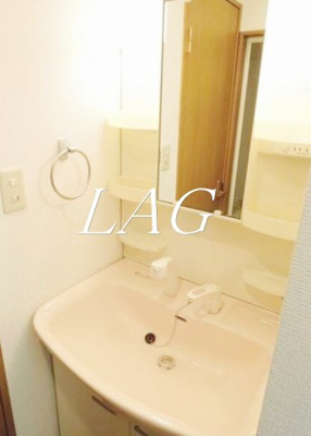 【居間・リビング】 | マ・メゾン国立 | 独立洗面台です。