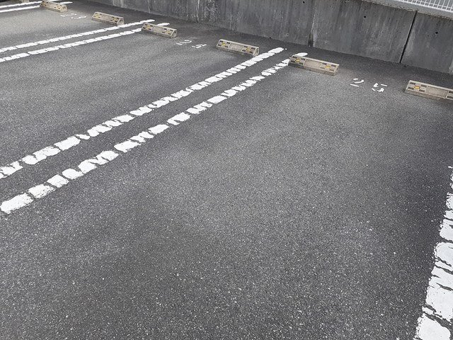 グラン・シャリオＣの駐車場