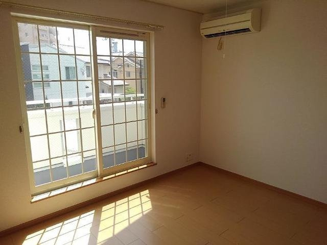 ソレアードの居間・リビング