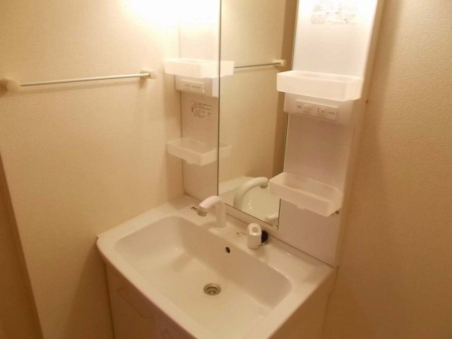 サニー青山の洗面所