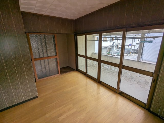 京町アパートの居間・リビング