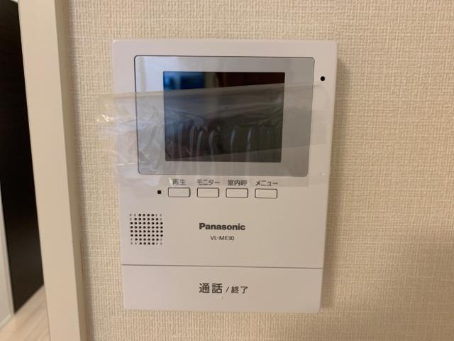レジデンス恵美酒の内装|カメラ付インターホン