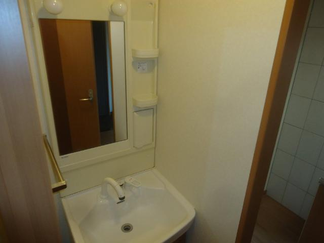 シャルマン・中島の洗面所|洗髪洗面化粧台