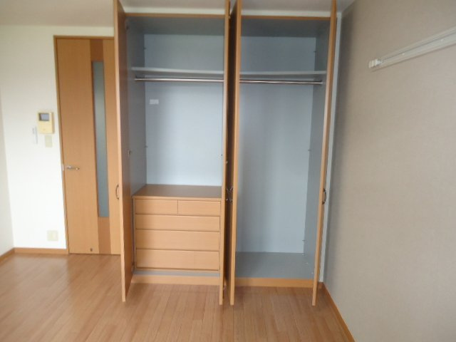 シャルマン・中島の収納|クローゼット