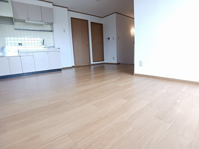 エスポワールⅡの居間・リビング