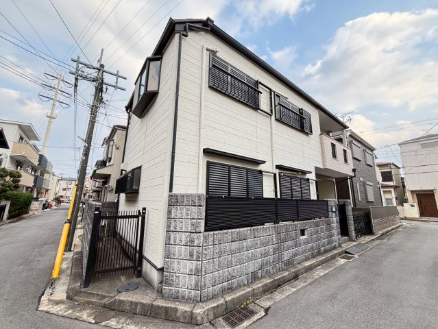 丸橋町貸家の外観