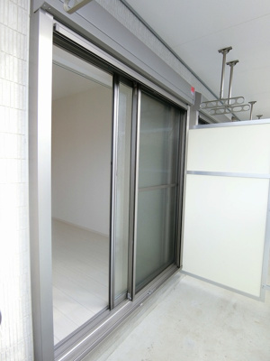 【バルコニー】 | リブリ・日向