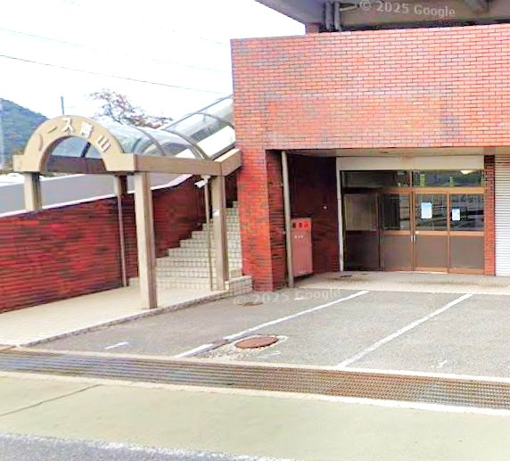 ノース青山　の外観|店舗前に車2台駐車可♪