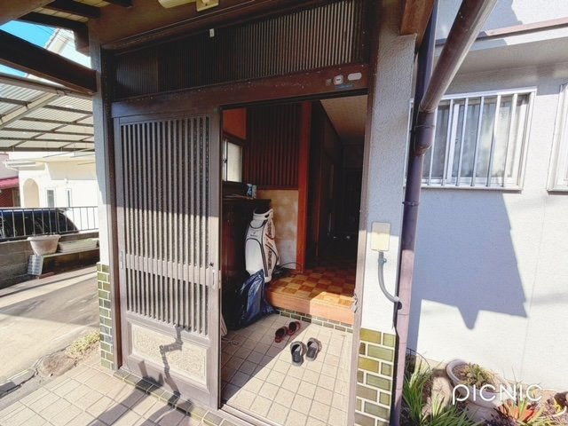 戸建　魚住町西岡の玄関