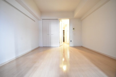 【洋室】 | プレサンス三宮花時計前