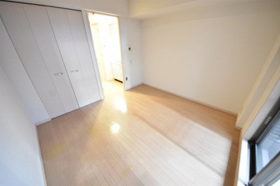 【居間・リビング】 | プレサンス三宮花時計前