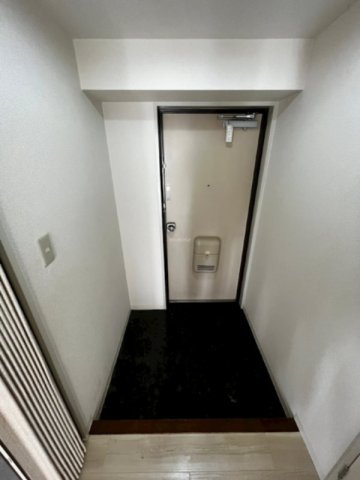 難波リーガルハウスの玄関