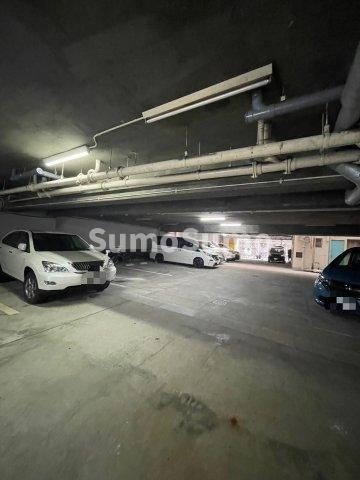 五條コーポの駐車場|駐車場完備です