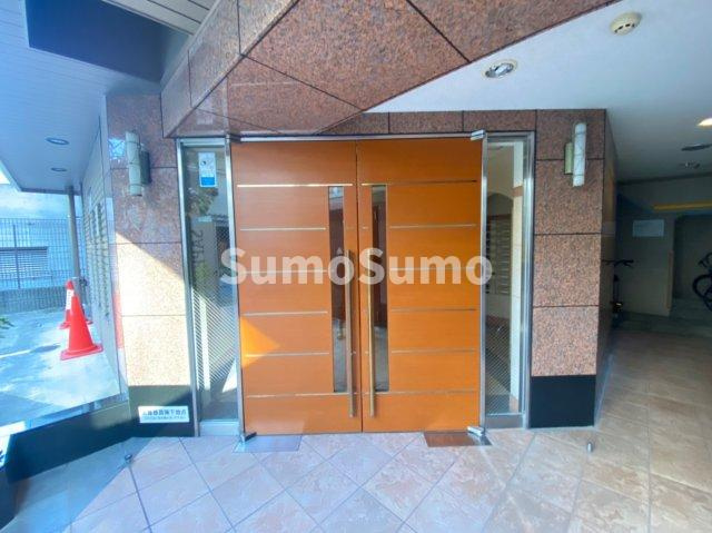 アスヴェル東本町のエントランス|建物の内部です