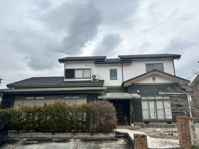 【外観】 | 宮崎売家 | 子育て世帯に嬉しい、閑静な住宅街に佇む一軒家。