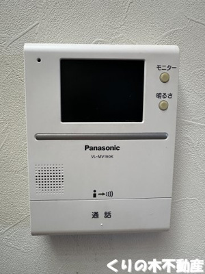 【セキュリティ】 | ナガノハウス | モニター付きインターホンです