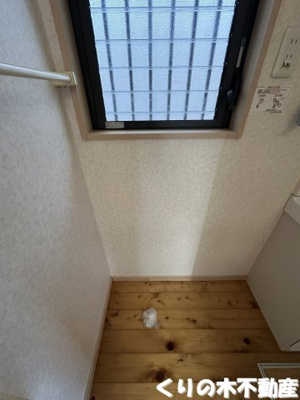 【設備】 | ナガノハウス | 室内洗濯機置き場です