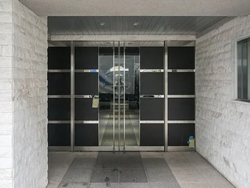 メインステージ板橋志村IIのロビー