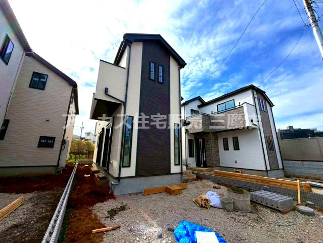 三鷹市北野３丁目 中央線 吉祥寺駅 新築戸建