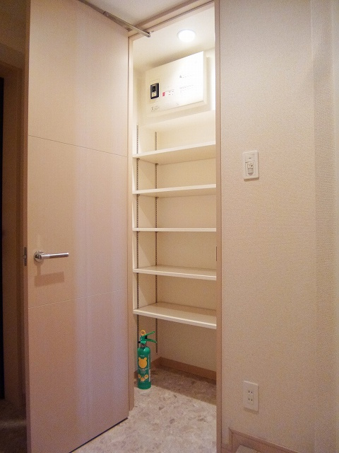 プライムアーバン日本橋横山町の玄関