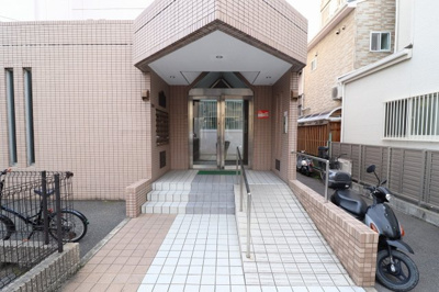 【エントランス】 | メゾンプロープル