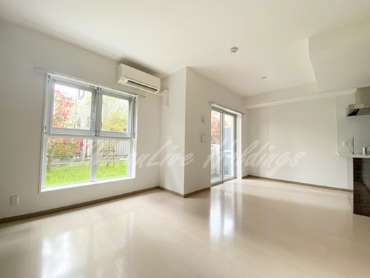 藤沢市弥勒寺１丁目の賃貸マンションの居間・リビング