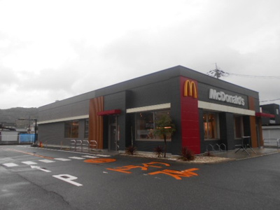 【周辺】 | シェーネⅠ | マクドナルド４２号有田店様まで2600m