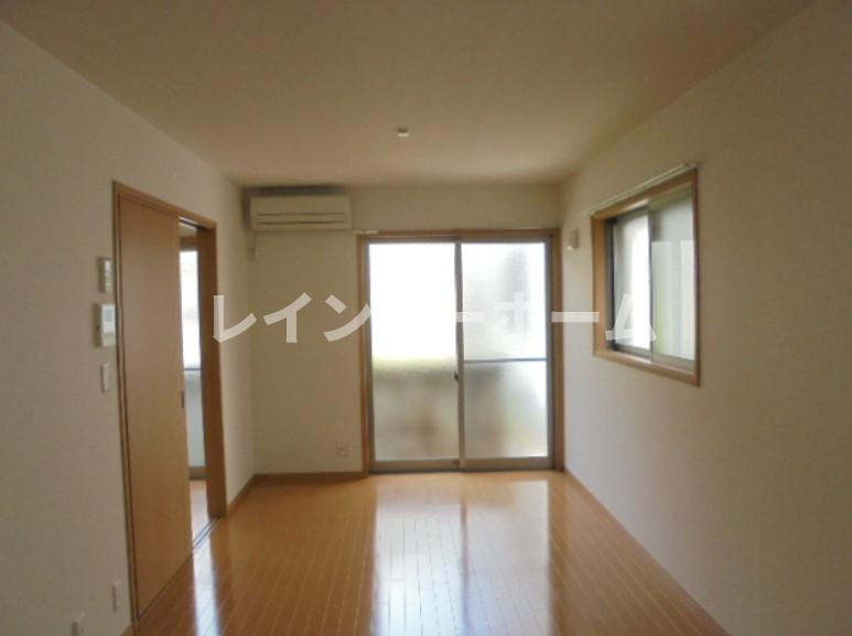 クリスタルアベニュー