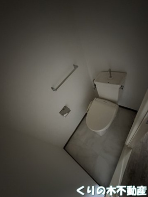 【トイレ】 | ルミウス恵美須 | 落ち着いた色調のトイレです