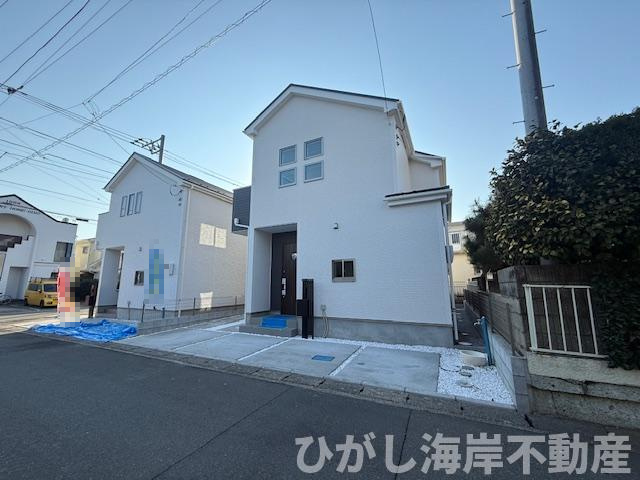 大磯町東小磯　新築戸建　全２棟の前面道路含む現地写真|現地外観