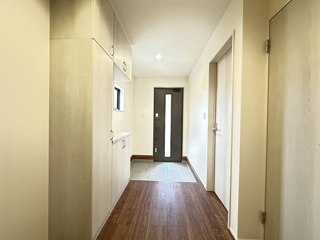 【玄関】 | 清瀬市下宿2丁目　新築一戸建住宅　全19棟　(志木本店)