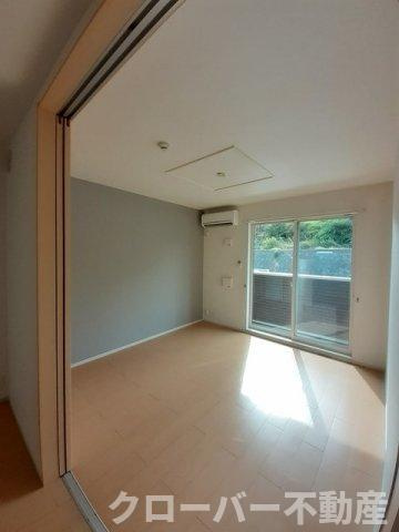 ハピネスⅢの居間・リビング