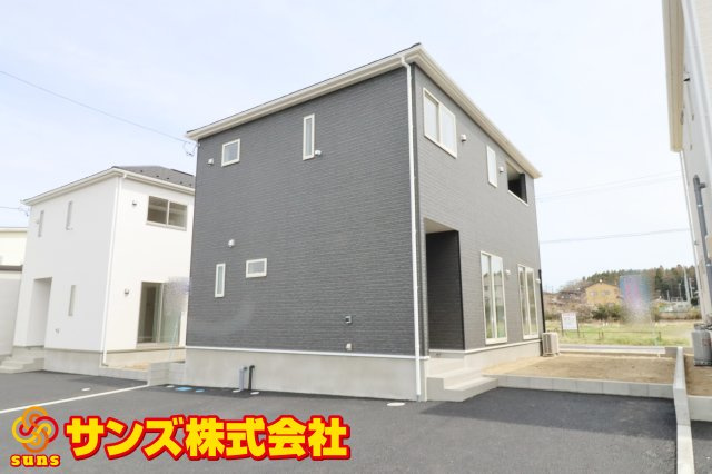 岩瀬郡鏡石町境　　　２号棟　　　鏡石第１小学校、鏡石中学区の外観|南西側から見た区画全体