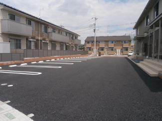【駐車場】 | フォーゲルテラス　グリューンⅤ | 室内物干し
