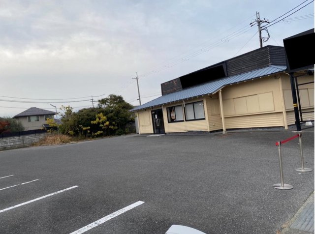 近江八幡市出町の店舗