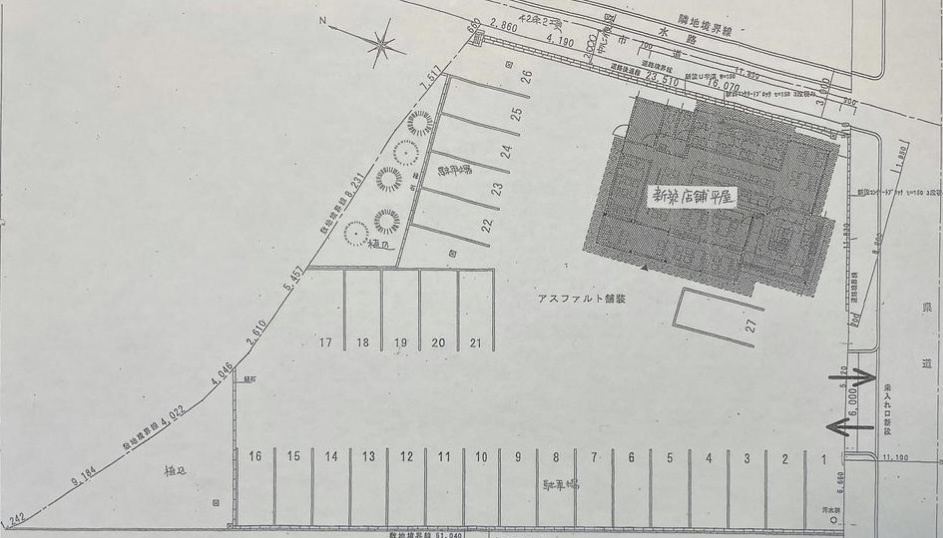 近江八幡市出町の店舗の区画図