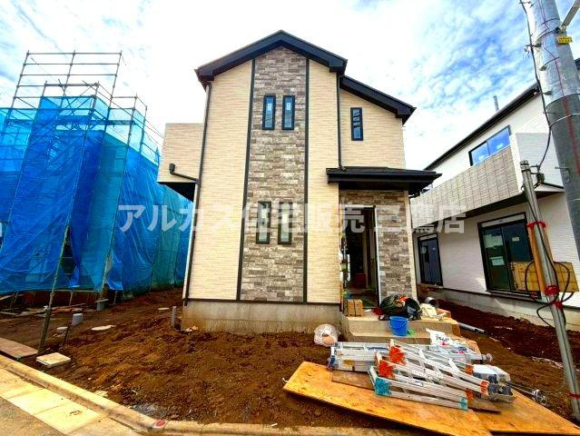 中央線 吉祥寺駅 バス13分 天神前停歩5分 三鷹市北野3丁目 新築戸建の外観