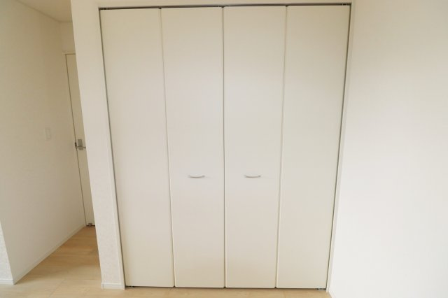 岩瀬郡鏡石町境　　　３号棟　　　鏡石第１小学校、鏡石中学区の収納|※同社施工例