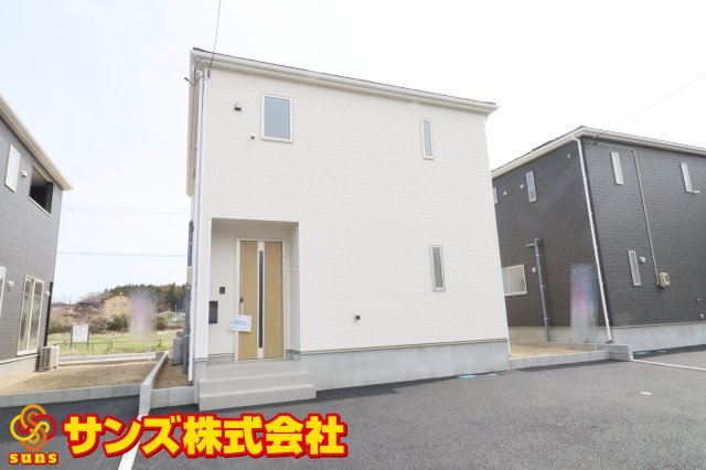 岩瀬郡鏡石町境　　　３号棟　　　鏡石第１小学校、鏡石中学区の外観|南西側から見た区画全体